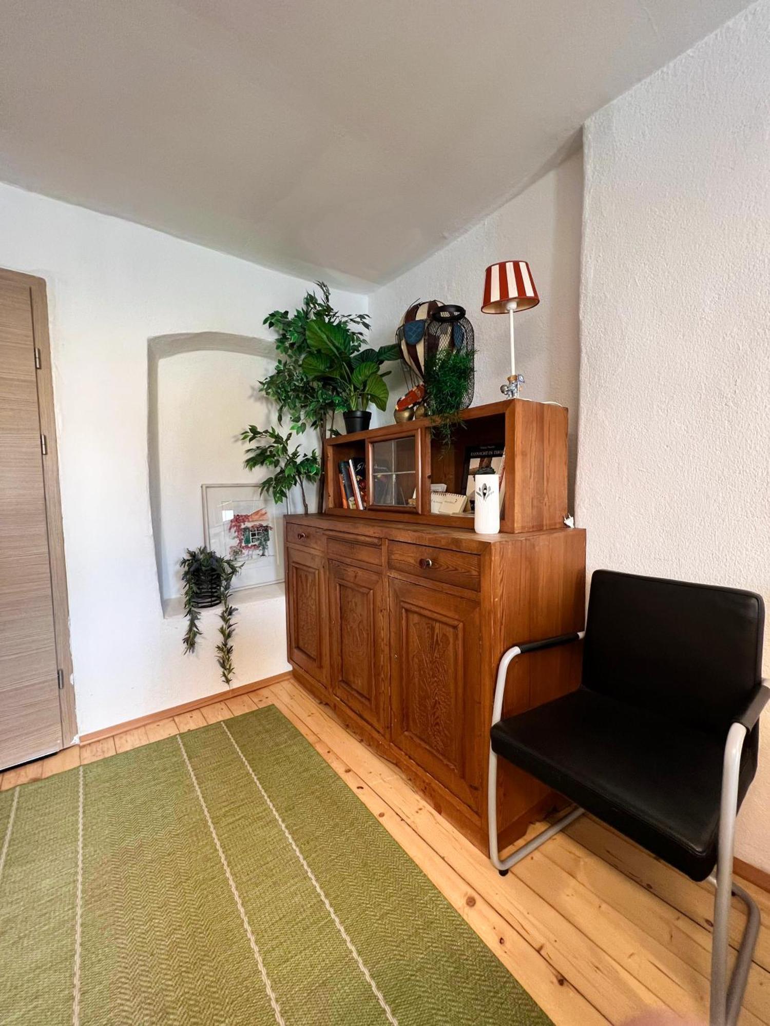טלפס Mitten Im Zentrum Ferienwohnungen Mit Sonniger Terrasse מראה חיצוני תמונה